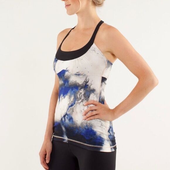 Lululemon tank top scoop me up blue black white EUC size 4 - Picture 3 of 13